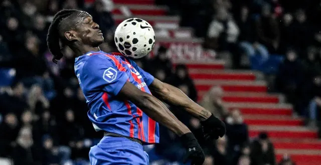 photo  armand gnanduillet, l’attaquant du sm caen, a marqué cinq buts en national cette saison.  &copy;  martin roche / ouest-france 