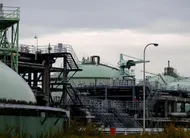 photo  des coupures ont eu lieu dans deux importants sites de production de gaz naturel en australie. 