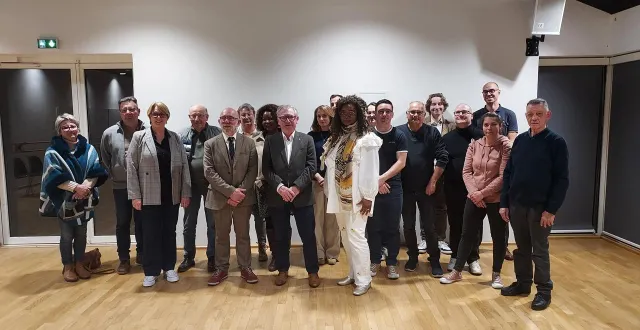 photo  jackie surut a été réélu maire lors du conseil d’installation.  &copy;  le maine libre 