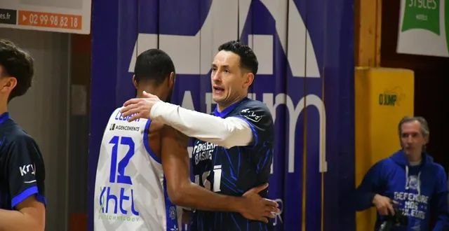 photo  depuis le banc ou sur le parquet, le capitaine kevin bichard sait motiver ses troupes.  &copy;  ouest-france 