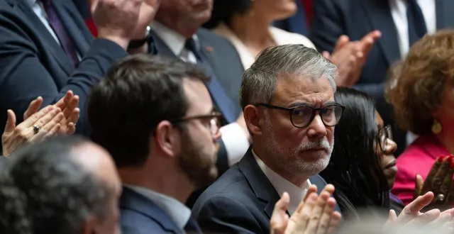 photo  olivier faure, premier secrétaire du ps, est enjoint de démissionner par certains de ses cadres, qui lui reprochent de ne pas avoir clairement coupé les ponts avec la france insoumise. ici, le 24 mars, à l’assemblée nationale, où les députés ont observé une minute de silence en hommage à l’ancien premier ministre socialiste lionel jospin.  &copy;  stéphane geufroi / ouest-france 