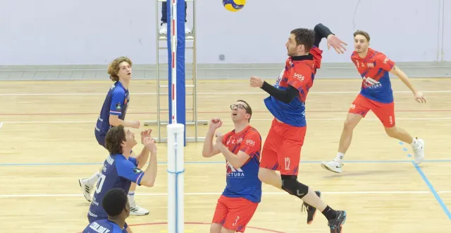 photo  les manceaux de l’asca (à droite) pourraient être sacrés champions de n3m dès ce week-end en cas de victoire à coulaines.  &copy;  dominique breugnot/ouest-france 