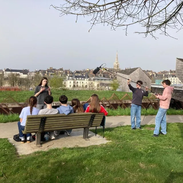 photo une classe de 3e du collège sainte-marie de vitré a participé à une résidence artistique d’une semaine.  ©  photo fournie à ouest-france