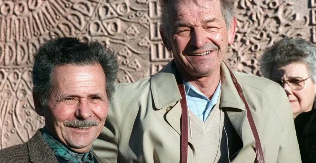 photo  raymond mis (à droite) and gabriel thiennot (à gauche) sont décédés en 2009 et 2003.  &copy;  afp archives 