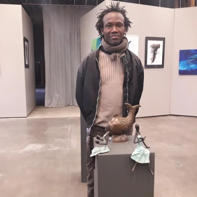 Souleymane Traoré est sculpteur en bronze. Ouest-France photo souleymane traoré est sculpteur en bronze. © ouest-france