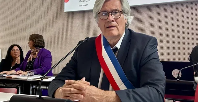 photo  stéphane le foll a largement remporté les élections municipales de mars 2026.  &copy;  le maine libre - yvon loué 