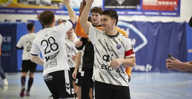 photo  andy dumitrache, capitaine du lanester hb et meilleur buteur provisoire du groupe.  &copy;  morgane le guen 