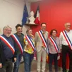 photo laurent cauret, au centre, est le nouveau maire du village.