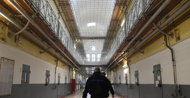 photo  enzo coignard porcher s’est donné la mort le 26 mars 2022 en maison d’arrêt d’angers au lendemain de son placement en détention provisoire ordonné par le tribunal correctionnel dans le cadre d’une affaire de violence avec arme sur un policier.  &copy;  photo d’illustration co – laurent combet 