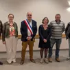 photo  hervé fontaineau, ici entouré par ses adjoints, repart pour un troisième mandat à la mairie de mézeray. 