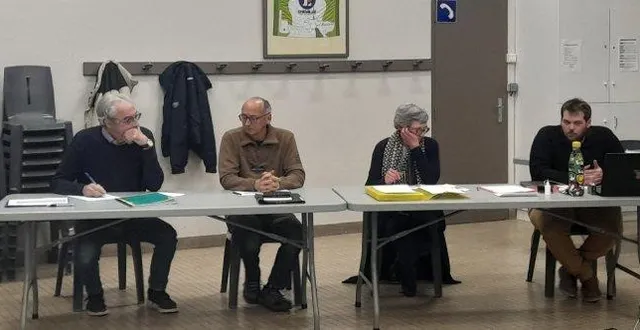 photo  le bureau de l’association lors de l’assemblée générale.  &copy;  co 