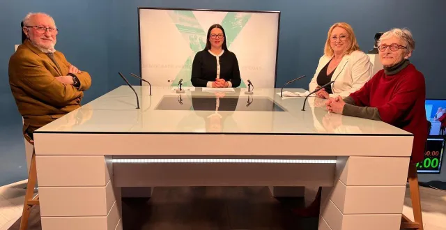 photo  jean-pierre mengeon, président du conseil des sages du mans, céline hemam-dessam, adjointe déléguée à l’enfance, à la jeunesse, au droit des jeunes, à l’éducation populaire et au droit aux vacances pour la ville d’allonnes et annette coudray, présidente du conseil des quartiers ouest du mans, autour de laure girard, rédactrice en chef de lmtv.  &copy;  lmtv sarthe 