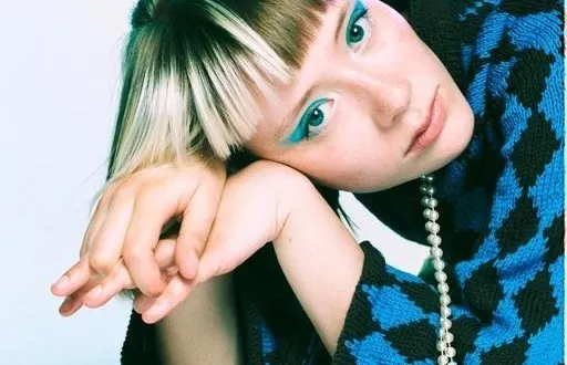 photo  lupína se produira en concert en clôture des rencontres du cinéma européen à vannes.  &copy;  photo fournie par la production de lupína 