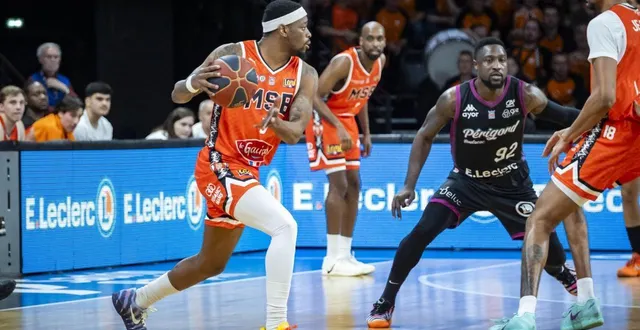 photo  shannon bogues vit une deuxième partie de saison plus difficile que la première sous le maillot du msb.  &copy;  dominique breugnot/ouest-france 