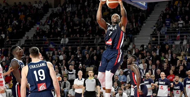 photo  en février 2020, l’équipe de france de basket avait disputé une rencontre contre le monténégro au vendéspace, dans le cadre des qualifications à l’euro 2021. l’un des nombreux matches internationaux organisés dans la salle de mouilleron-le-captif depuis sa création.  &copy;  archive marc roger / ouest-france 
