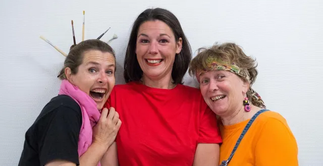 photo  les comédiennes de la pièce post-it.  &copy;  sepafo 