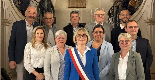 photo  huit adjoints et deux conseillers municipaux délégués entourent véronique louwagie dans ses missions.  &copy;  ouest-france 