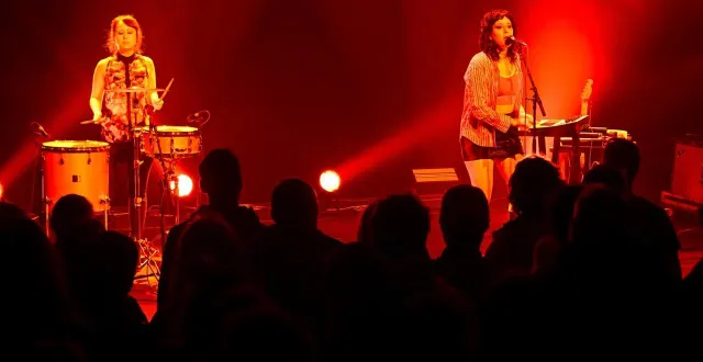 photo  l’allemande güner künier était la première artiste « pépite » à performer lors de l’afterwork au scarron.  &copy;  le maine libre - yvon loué 