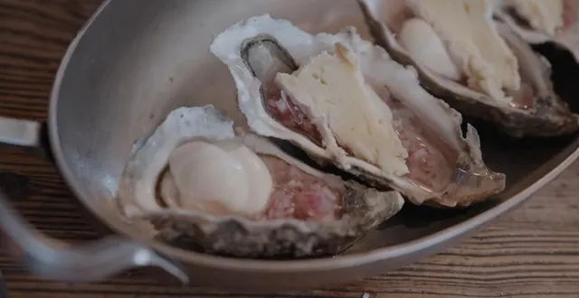 photo  étonnante, la recette d’huître au camembert marie deux produits incontournables de normandie.  &copy;  photo fournie par mériem lay 