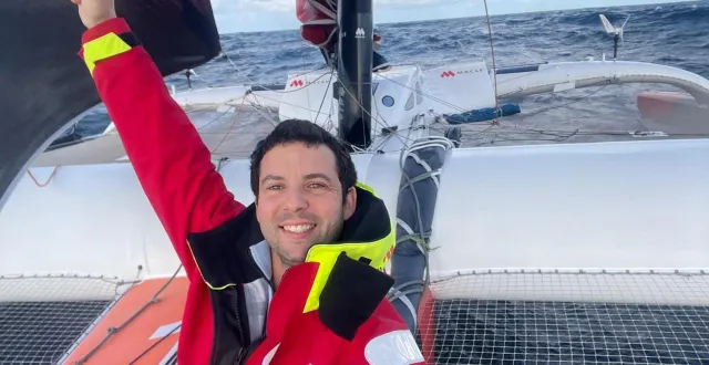 photo  guirec soudée après avoir franchi la ligne.  &copy;  guirec soudée 