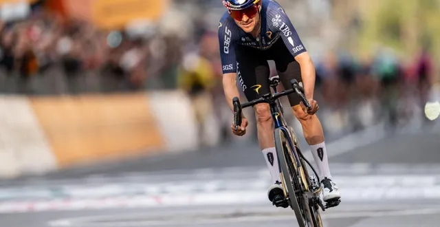 photo  après une chute, le britannique tom pidcock déclare forfait pour la suite du tour de catalogne 2026.  &copy;  david pintens / afp 