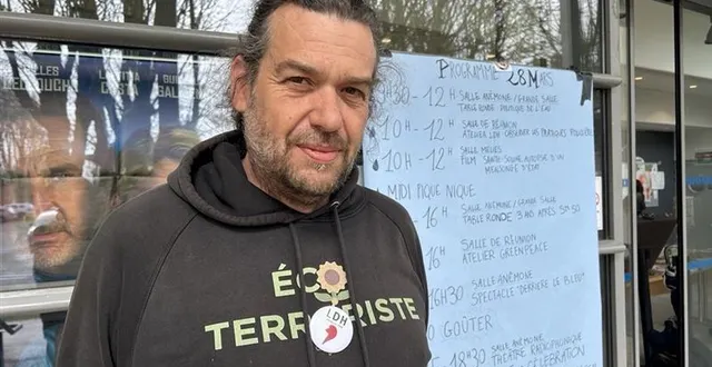 photo  julien le guet, porte-parole de bassines non merci  &copy;  photo co - julien renon 