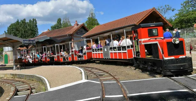 photo  en voiture pour une nouvelle saison.  &copy;  archives le maine libre – denis lambert 