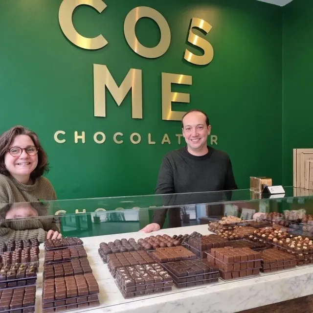Lorène Cosme et Antoine Derouet ont repris la chocolaterie fondée en 1927. Lucie Tanneau photo lorène cosme et antoine derouet ont repris la chocolaterie fondée en 1927. © lucie tanneau