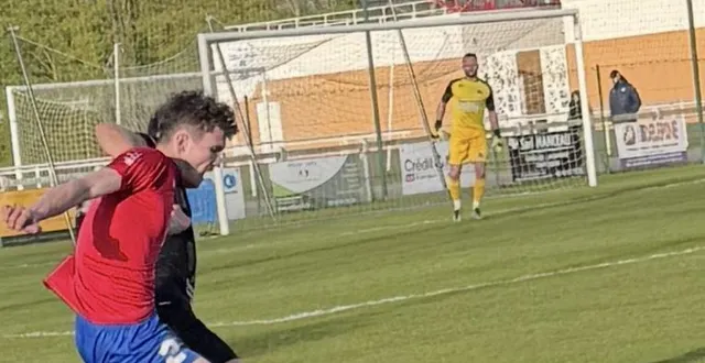 photo  lounéo rousseau, l’un des buteurs castrogontériens.  &copy;  ouest-france 