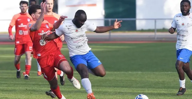 photo  sablé s’est imposé en seconde mi-temps sur le terrain de la baule  &copy;  bruno bouvry 