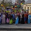 photo  dimanche dernier, le carnaval de l’ape (association de parents d’élèves) alphonse-daudet d’étriché a rassemblé petits et grands autour du thème des « cinq continents ». 
