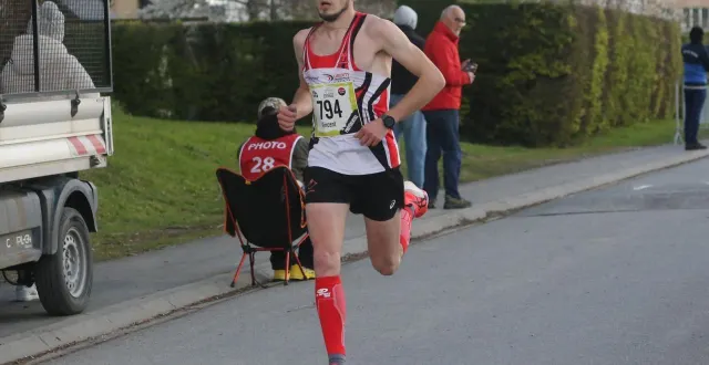 photo  vincent catherine s’impose ce dimanche à cabourg.  &copy;  ouest-france 