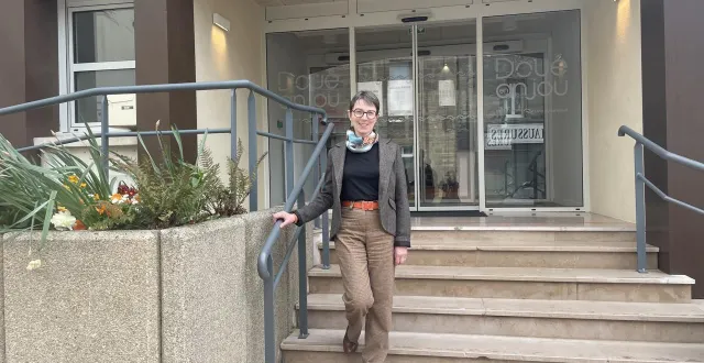 photo  laurence caillaud maire déléguée de doué-la-fontaine et 1re adjointe de doué-en-anjou.  &copy;  co 