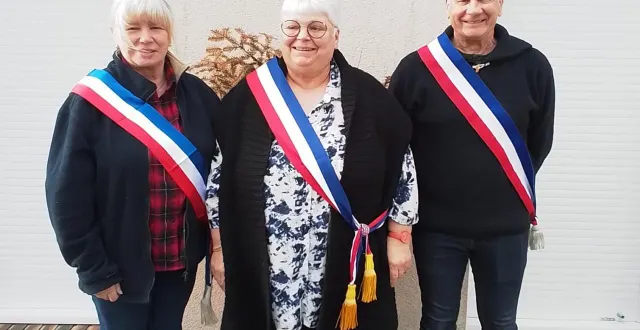 photo  murielle levesque (au centre), maire, et ses adjoints, pascale ory et thierry besson.  &copy;  ouest-france 