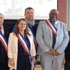 photo le maire lamine naham entouré de ses neuf adjoints. de gauche à droite : hachim lakssibi, aurélie haugmard, élise lacosse, izzet albayrak, magali heurtin, nicolas chauvet, lamine naham, véronique pineau, cindy delanoë, et sébastien boussion.
