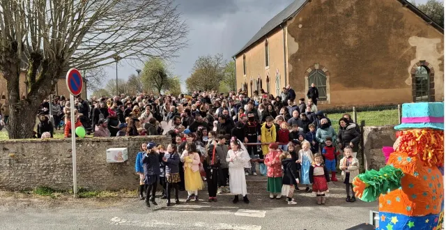 photo  le départ du défilé du carnaval a été donné en musique.  &copy;  ouest-france 