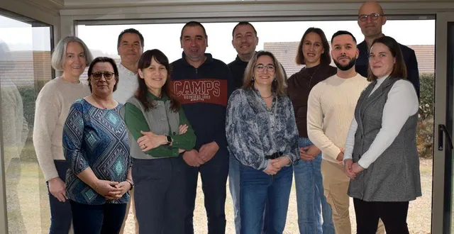 photo  la nouvelle équipe municipale de la commune.  &copy;  le maine libre 