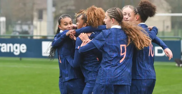 photo  les bleuettes, ici lors de la double confrontation face à l’italie, démarrent le mondial de montaigu par un match face au portugal.  &copy;  philippe le brech / fff 