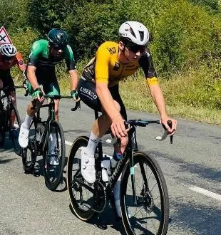 photo  le coureur normand louis bourdoiseau, originaire de goulet (orne), membre de moyon-percy (manche, n1) pour la saison 2026.  &copy;  moyon-percy vc 
