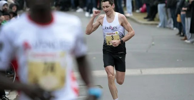 photo  guillaume belgy a remporté le semi-marathon de la rochelle pour la première fois.  &copy;  co - benoit felace 