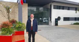 Info insolite  emmanuel rigault, élu de la liste theix-noyalo, une énergie commune, s’investit désormais comme 5e adjoint au maire, délégué à l’urbanisme et aux affaires foncières. 