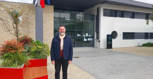 photo  emmanuel rigault, élu de la liste theix-noyalo, une énergie commune, s’investit désormais comme 5e adjoint au maire, délégué à l’urbanisme et aux affaires foncières.  &copy;  ouest-france 