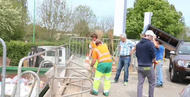 photo  parmi les agents de la ville du mans victimes d’actes d’agressions, ceux des déchèteries (photo d’illustration).  &copy;  archives ouest-france 
