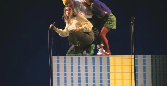 photo  mercredi 1er avril au thv, la pièce fiesta présentée par le théâtre des trois-clous sera très différente de celle présentée en janvier par les tréteaux de france.  &copy;  floriane tagliavento 