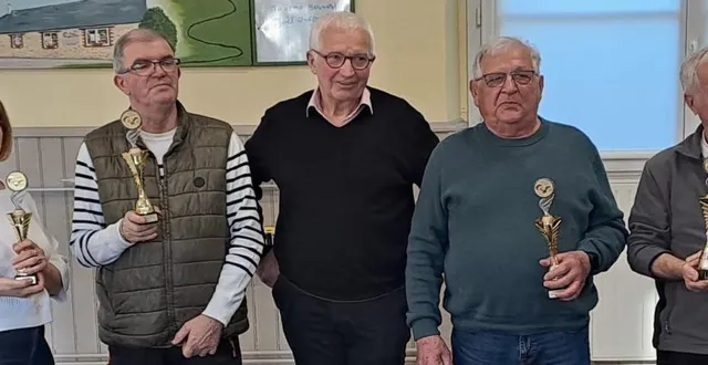 photo  de gauche à droite?: sophie buron, alain blot, loïc landeau, roger boivin, andré lemanceau.  &copy;  ouest-france 