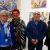 photo francine richard (2e à partir de la gauche), présidente de la galerie l’aquarelle à grez-neuville, ouvre la saison d’exposition 2026, avec le peintre bernard auguié.