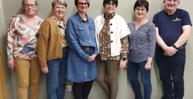 photo  l’équipe du comité des fêtes.  &copy;  ouest-france 