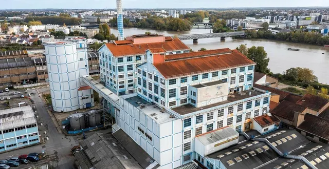 photo  le site de près de 5 hectares n’est plus entièrement dédié au conditionnement du sucre.  &copy;  franck dubray / ouest france 