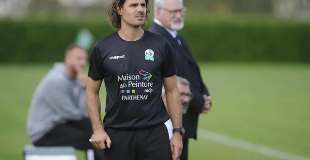 photo  entraîneur-joueur de saint-aubin-le-cloud depuis quatre ans, anatole turpeau quittera le club au terme de la saison 2025-2026, pour rejoindre gati foot.  &copy;  co - christophe bernard 