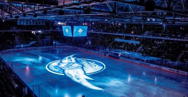 photo  le club des ducs d'angers a investi dans un mapping pour offrir un autre spectacle en plus de celui offert sur la glace par les joueurs.  &copy;  les ducs d'angers 